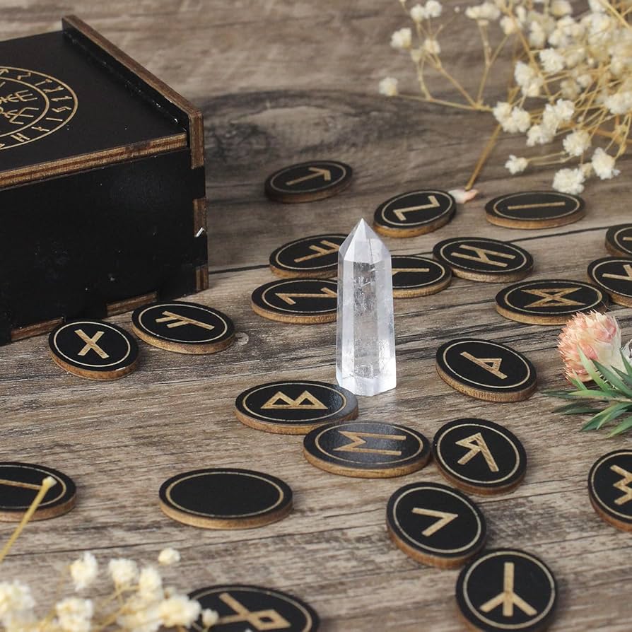 ルーンヒーリング Amazon.co.jp: ティルマナズ ルーン文字 木製ルーンセット